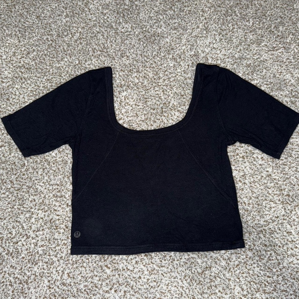 Lululemon Top - Picture 2 of 3